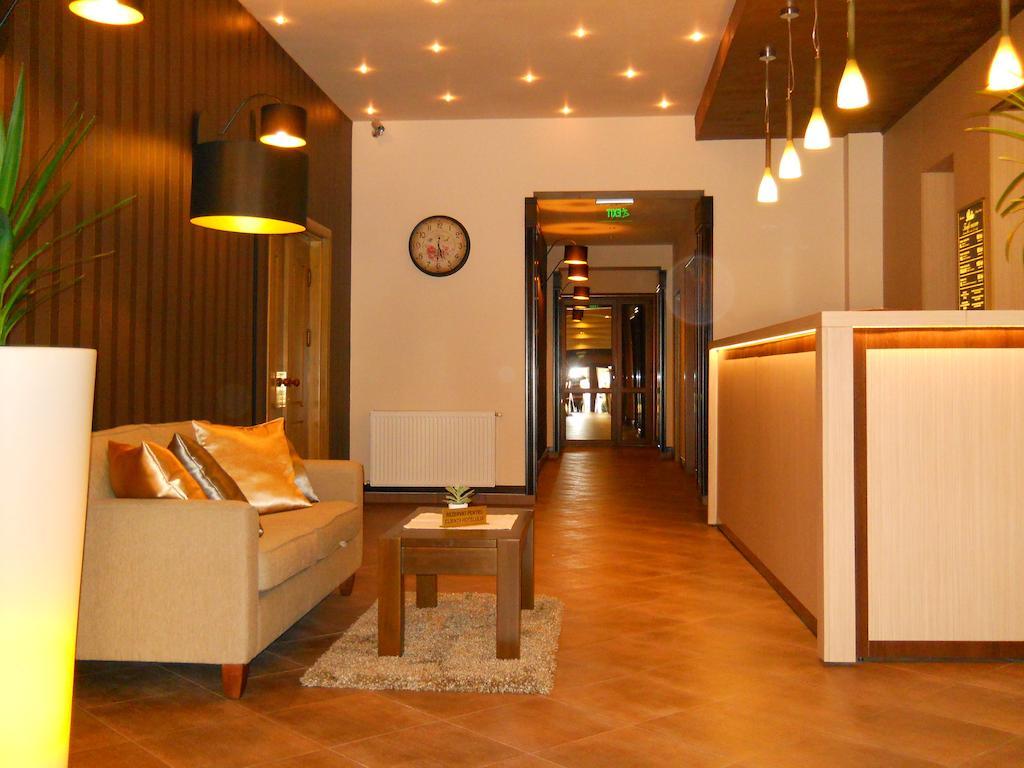 Pensiunea Lido Piatra Neamt Exterior photo